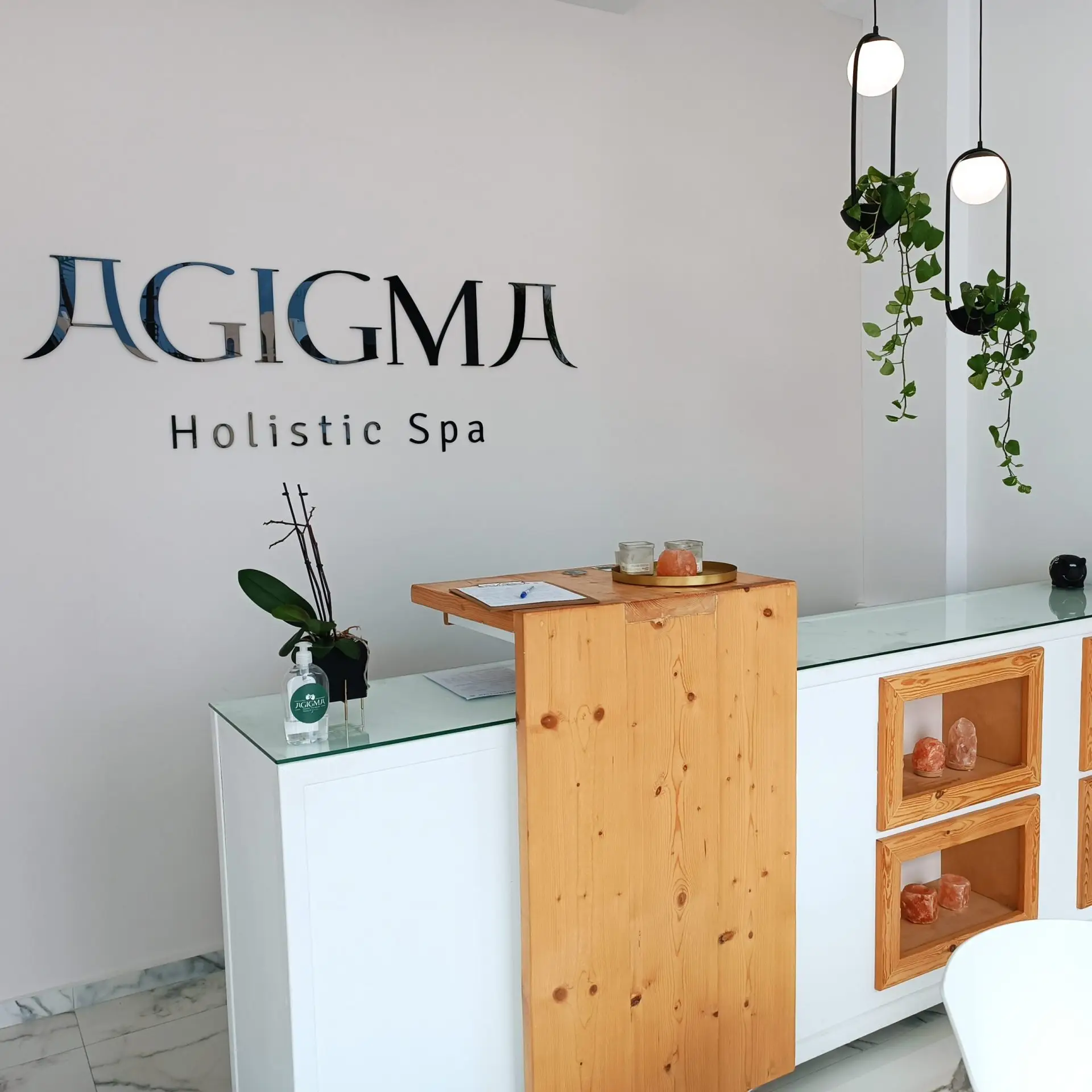 agigma holistic spa